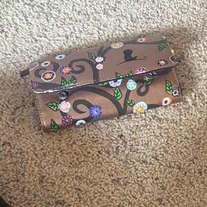 Floral Brown Women's Clutch